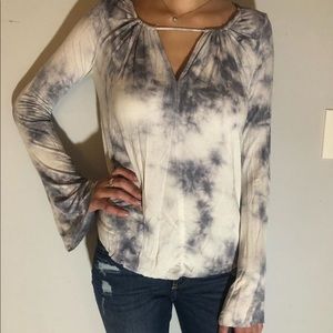 American Eagle top